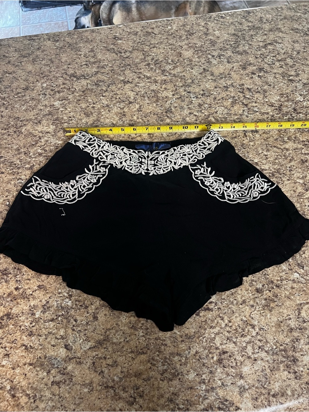 BOTIQUE Blue Rain Womens Black ivory Embroidered elastic Waistband flowy Shorts
